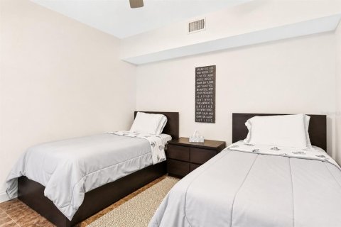 Condominio en venta en Indian Shores, Florida, 2 dormitorios, 109.62 m2 № 2220008 - foto 12