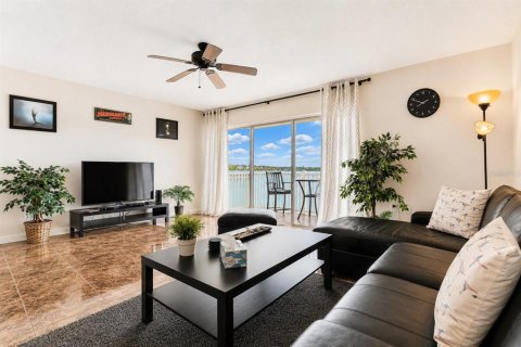 Condominio en venta en Indian Shores, Florida, 2 dormitorios, 109.62 m2 № 2220008 - foto 5