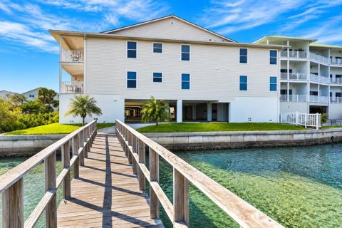 Condominio en venta en Indian Shores, Florida, 2 dormitorios, 109.62 m2 № 2220008 - foto 16