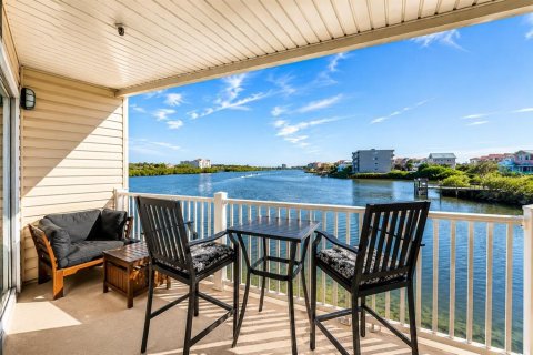 Condominio en venta en Indian Shores, Florida, 2 dormitorios, 109.62 m2 № 2220008 - foto 2