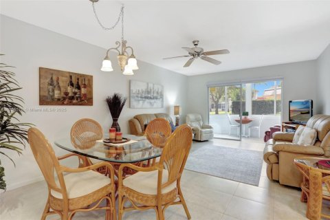 Condo in Lauderhill, Florida, 2 bedrooms  № 1715578 - photo 6