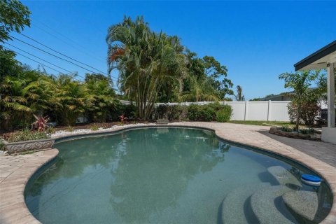 Casa en venta en Saint Petersburg, Florida, 3 dormitorios, 125.23 m2 № 2122757 - foto 27