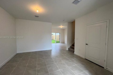 Adosado en alquiler en Miami, Florida, 3 dormitorios, 134.06 m2 № 2024108 - foto 12