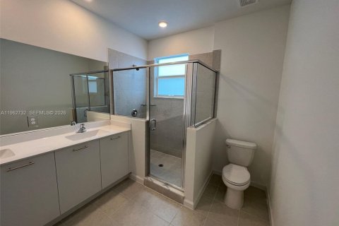 Adosado en alquiler en Miami, Florida, 3 dormitorios, 134.06 m2 № 2024108 - foto 24