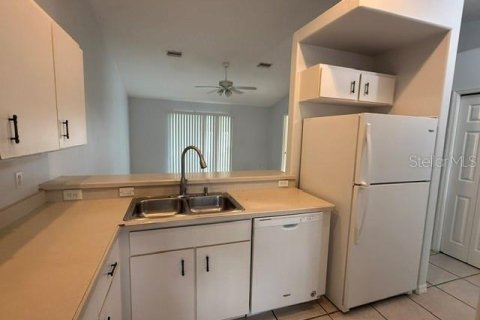 Appartement à louer à Palm Coast, Floride: 2 chambres, 104.98 m2 № 2410479 - photo 9