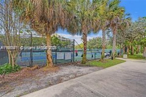Condo in Pompano Beach, Florida, 3 bedrooms  № 1893356 - photo 25