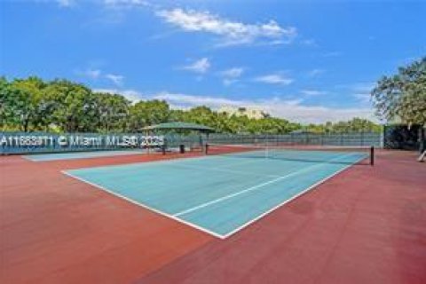 Condo in Pompano Beach, Florida, 3 bedrooms  № 1893356 - photo 24