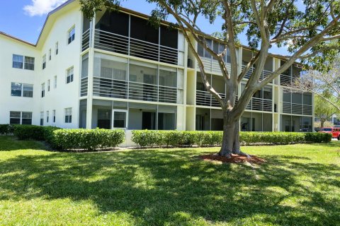 Copropriété à louer à Boca Raton, Floride: 2 chambres, 78.04 m2 № 2176399 - photo 19