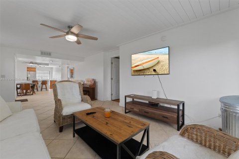 Townhouse in Boca Raton, Florida 2 bedrooms, 126.25 sq.m. № 1863720 - photo 13