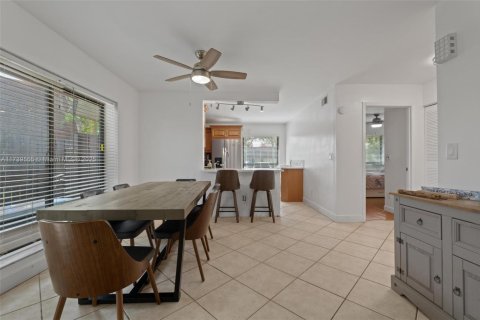 Townhouse in Boca Raton, Florida 2 bedrooms, 126.25 sq.m. № 1863720 - photo 5