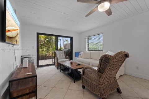 Townhouse in Boca Raton, Florida 2 bedrooms, 126.25 sq.m. № 1863720 - photo 12