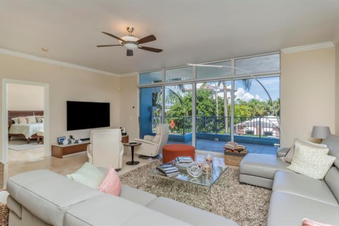 Condo in Deerfield Beach, Florida, 3 bedrooms  № 2175827 - photo 13