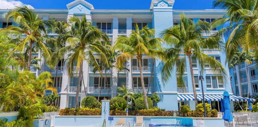 Condo in Deerfield Beach, Florida, 3 bedrooms  № 2175827