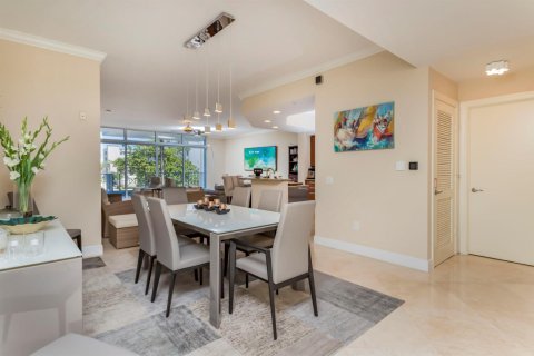 Condo in Deerfield Beach, Florida, 3 bedrooms  № 2175827 - photo 5