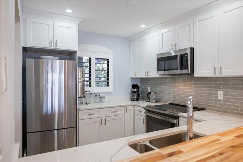 Condo in Venice, Florida, 1 bedroom  № 1670049 - photo 8