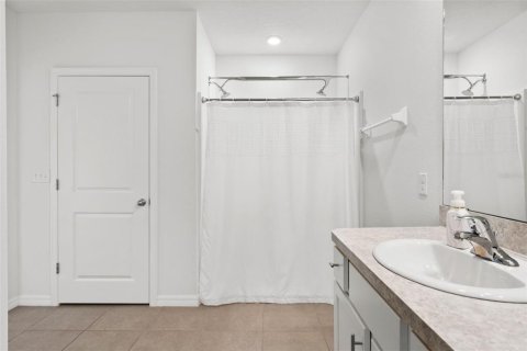 Casa en venta en Tampa, Florida, 4 dormitorios, 216.28 m2 № 1792192 - foto 26
