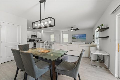 Casa en venta en Tampa, Florida, 4 dormitorios, 216.28 m2 № 1792192 - foto 19