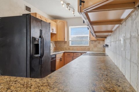 Copropriété à louer à Davie, Floride: 2 chambres, 68.1 m2 № 2352101 - photo 6