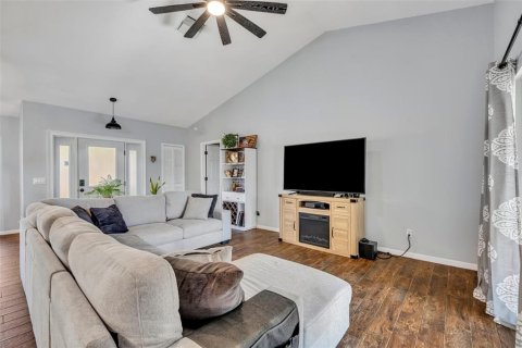 House in Plant City, Florida 3 bedrooms, 189.06 sq.m. № 1789400 - photo 7