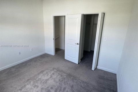 House in Homestead, Florida 3 bedrooms, 123.37 sq.m. № 2068038 - photo 20