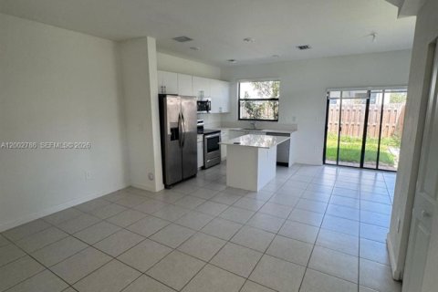 House in Homestead, Florida 3 bedrooms, 123.37 sq.m. № 2068038 - photo 25