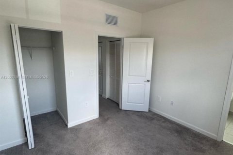 House in Homestead, Florida 3 bedrooms, 123.37 sq.m. № 2068038 - photo 18