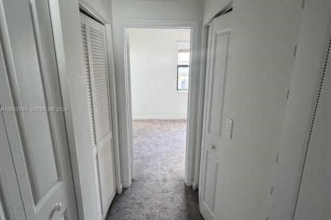 House in Homestead, Florida 3 bedrooms, 123.37 sq.m. № 2068038 - photo 17