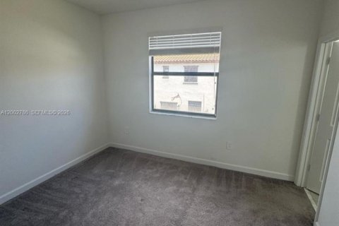 House in Homestead, Florida 3 bedrooms, 123.37 sq.m. № 2068038 - photo 22