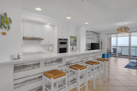 Condominio en venta en Hutchinson Island South, Florida, 3 dormitorios, 236.06 m2 № 2087361 - foto 8