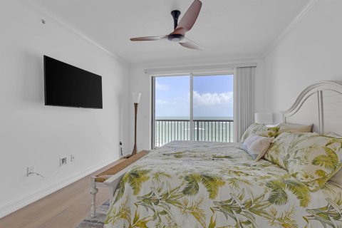 Condominio en venta en Hutchinson Island South, Florida, 3 dormitorios, 236.06 m2 № 2087361 - foto 13