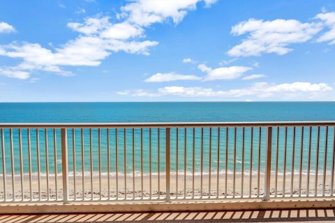 Condominio en venta en Hutchinson Island South, Florida, 3 dormitorios, 236.06 m2 № 2087361 - foto 2