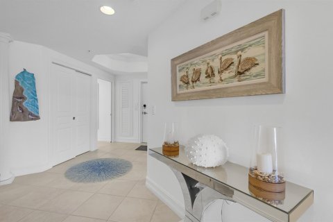 Condominio en venta en Hutchinson Island South, Florida, 3 dormitorios, 236.06 m2 № 2087361 - foto 19