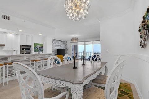 Condominio en venta en Hutchinson Island South, Florida, 3 dormitorios, 236.06 m2 № 2087361 - foto 9