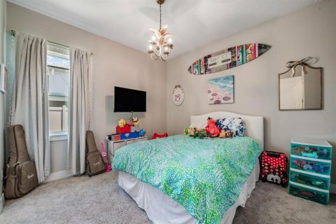 House in San Antonio, Florida 4 bedrooms, 220.18 sq.m. № 2329265 - photo 19