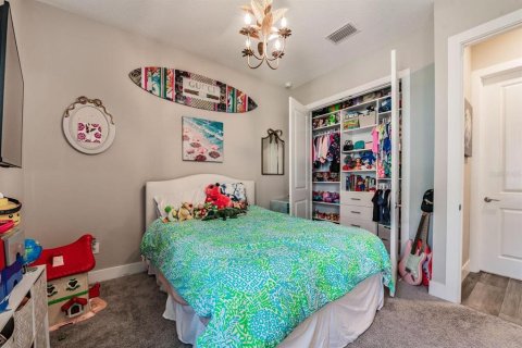 House in San Antonio, Florida 4 bedrooms, 220.18 sq.m. № 2329265 - photo 20