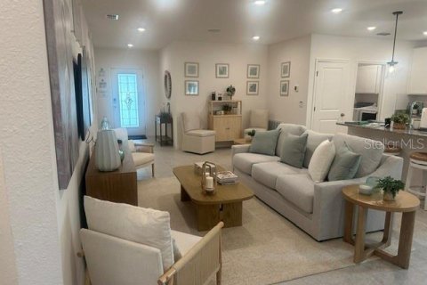 Villa ou maison à vendre à Jacksonville, Floride: 4 chambres, 174.28 m2 № 2152254 - photo 5