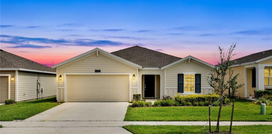 Villa ou maison à Kissimmee, Floride 4 chambres, 171.22 m2 № 1776674