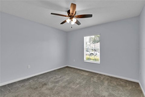 Villa ou maison à vendre à Kissimmee, Floride: 4 chambres, 171.22 m2 № 1776674 - photo 21