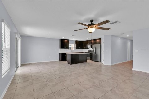 Villa ou maison à vendre à Kissimmee, Floride: 4 chambres, 171.22 m2 № 1776674 - photo 15