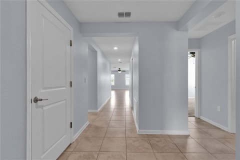 Villa ou maison à vendre à Kissimmee, Floride: 4 chambres, 171.22 m2 № 1776674 - photo 11