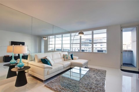 Copropriété à louer à Miami Beach, Floride: 1 chambre, 78.5 m2 № 2037949 - photo 14