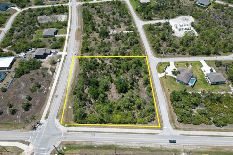 Land in Port Charlotte, Florida № 1635147 - photo 2