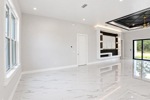 Villa ou maison à vendre à Dunnellon, Floride: 3 chambres, 250.19 m2 № 2419161 - photo 6