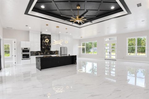 Villa ou maison à vendre à Dunnellon, Floride: 3 chambres, 250.19 m2 № 2419161 - photo 17