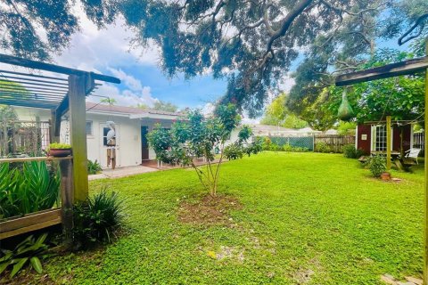 Villa ou maison à vendre à Clearwater, Floride: 2 chambres, 103.12 m2 № 1820759 - photo 14