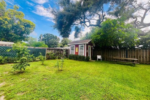 Villa ou maison à vendre à Clearwater, Floride: 2 chambres, 103.12 m2 № 1820759 - photo 16