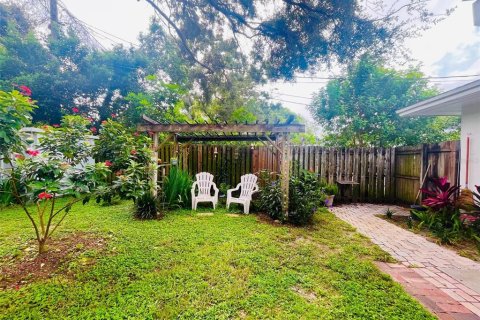 Villa ou maison à vendre à Clearwater, Floride: 2 chambres, 103.12 m2 № 1820759 - photo 15