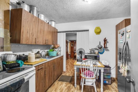 Casa en venta en Miami, Florida, 2 dormitorios, 101.45 m2 № 1993462 - foto 14