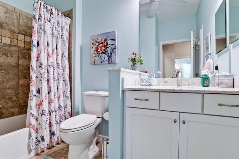 House in Bradenton, Florida 2 bedrooms, 153.38 sq.m. № 1677708 - photo 24