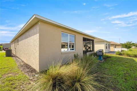 House in Ocala, Florida 2 bedrooms, 124.67 sq.m. № 1844448 - photo 5